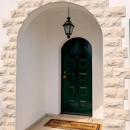 Delux Side 3* Leiria